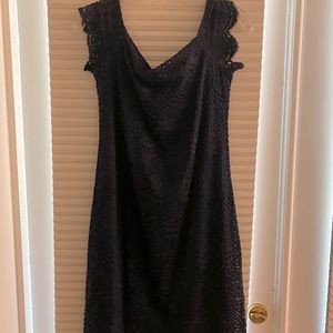 Lilly Pulitzer Navy M off the shoulder lace dress